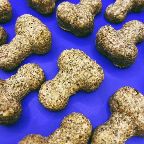 很春毛小吃 	懶覺餅乾